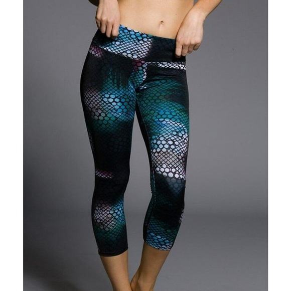 Onzie Pants - Onzie Leggings Womens M Green Brown Blue Print Rainbow Leopard Capri Pull On
